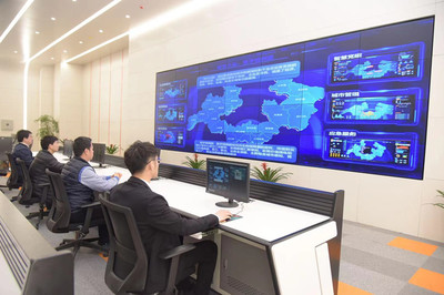 芯跨越、云大脑、智服务 软件和信息技术服务的创新驱动