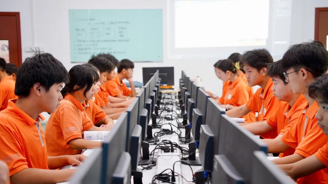 珠海市创沃中等职业学校 软件与信息服务专业——连接数字未来的桥梁